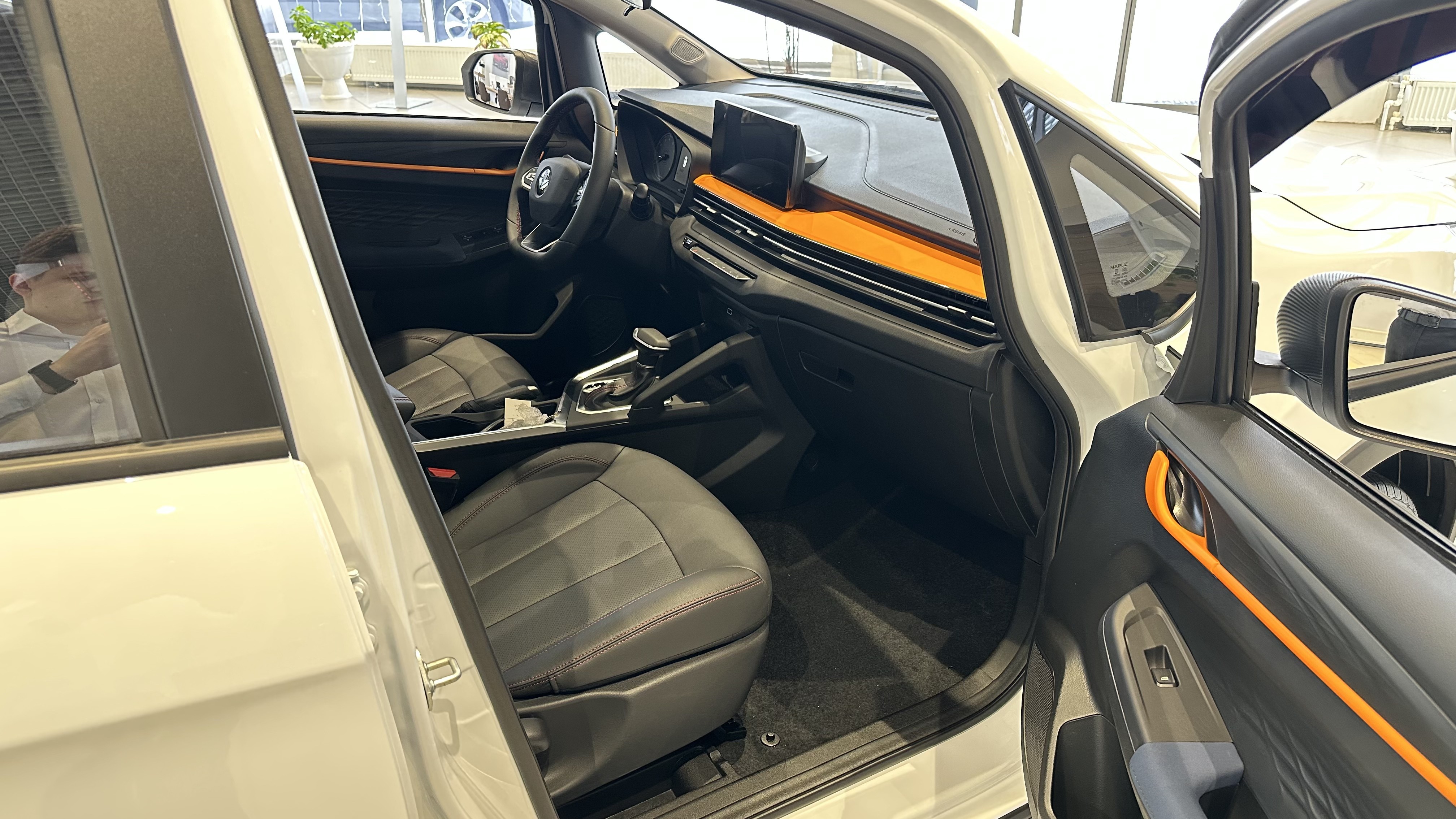 Новый Livan                                                   X3 Pro в ПЕНЗЕ - АВТОЛОЦМАН