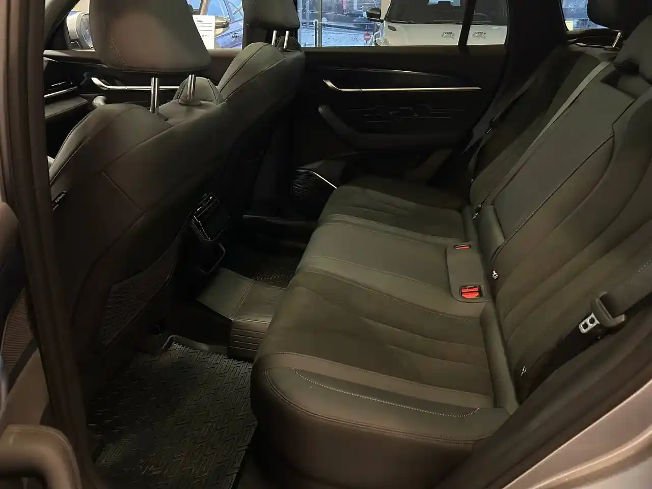 Новый Geely                                                   Monjaro в ПЕНЗЕ - АВТОЛОЦМАН