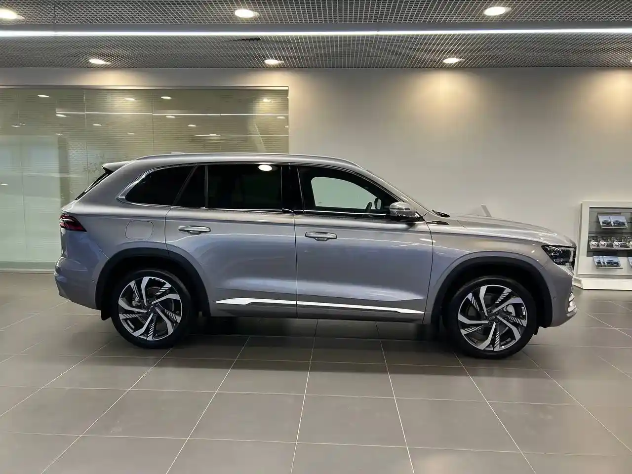 Новый Geely                                                   Monjaro в ПЕНЗЕ - АВТОЛОЦМАН