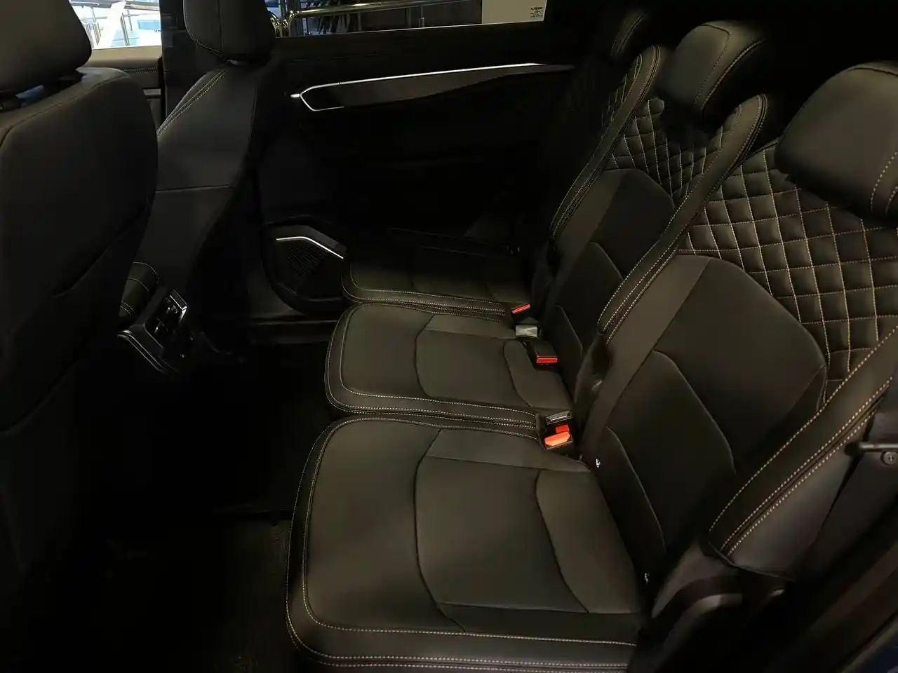 Новый Geely                                                   Okavango в ПЕНЗЕ - АВТОЛОЦМАН