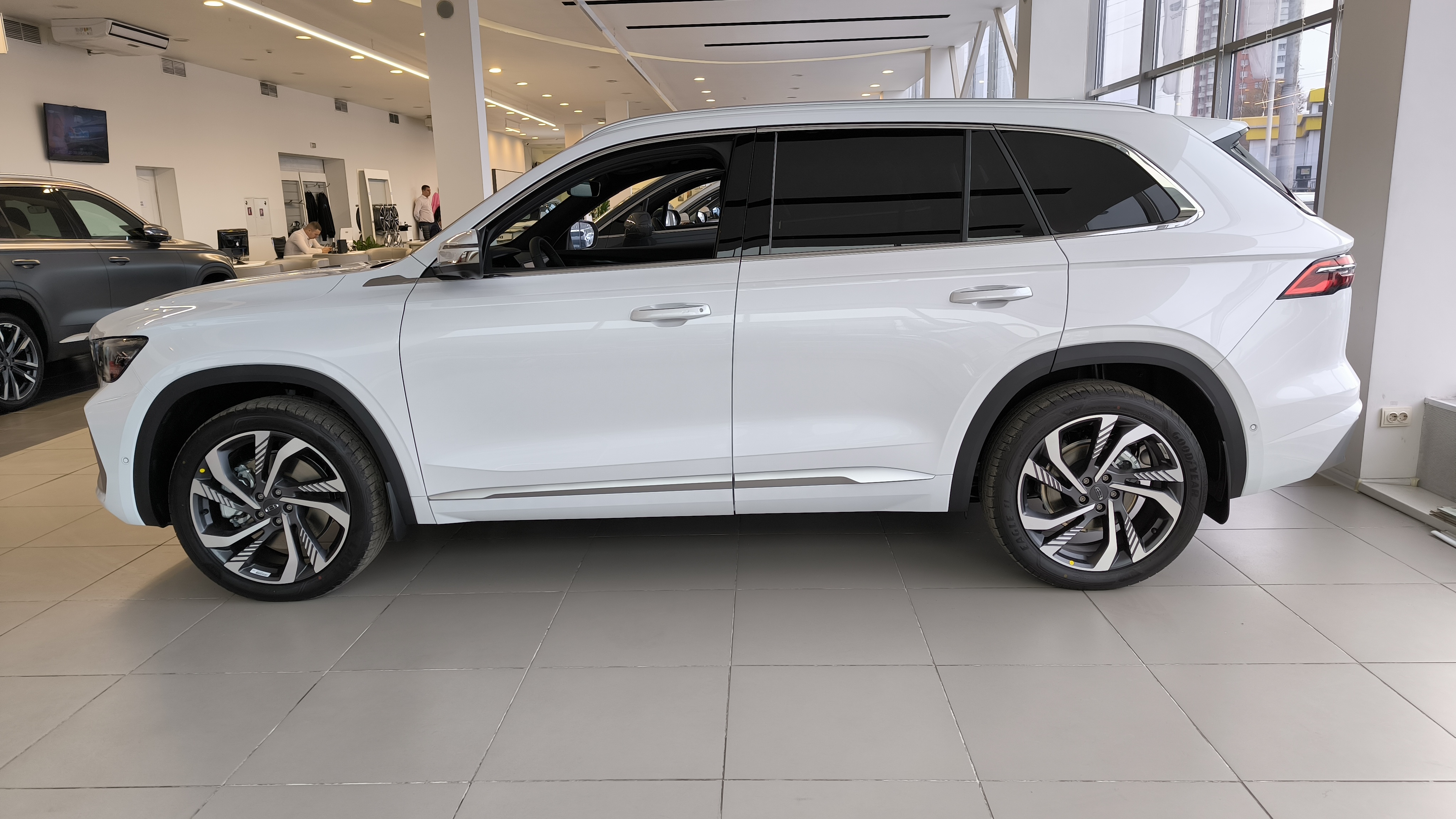 Новый Geely                                                   Monjaro в ПЕНЗЕ - АВТОЛОЦМАН