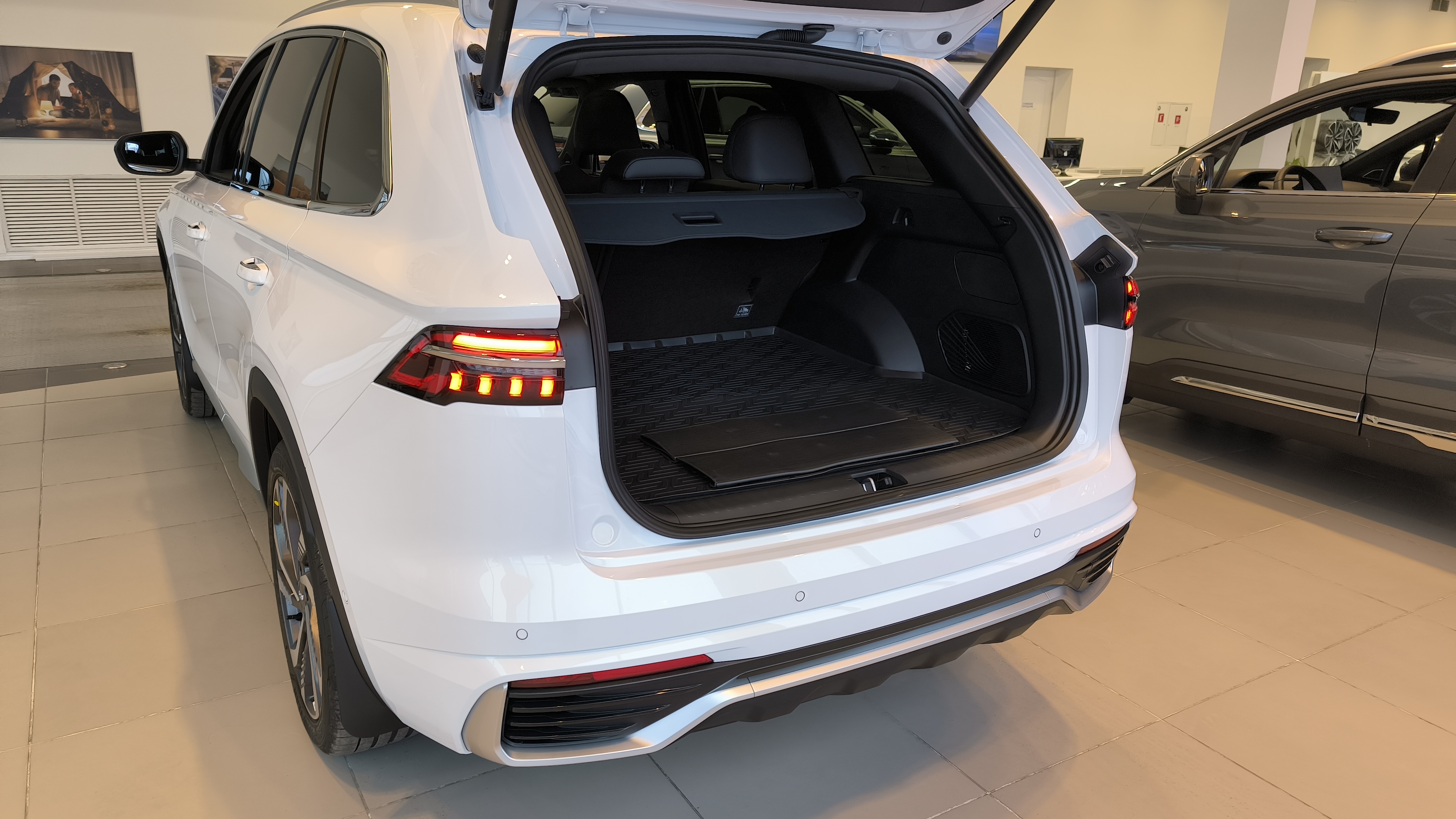 Новый Geely                                                   Monjaro в ПЕНЗЕ - АВТОЛОЦМАН