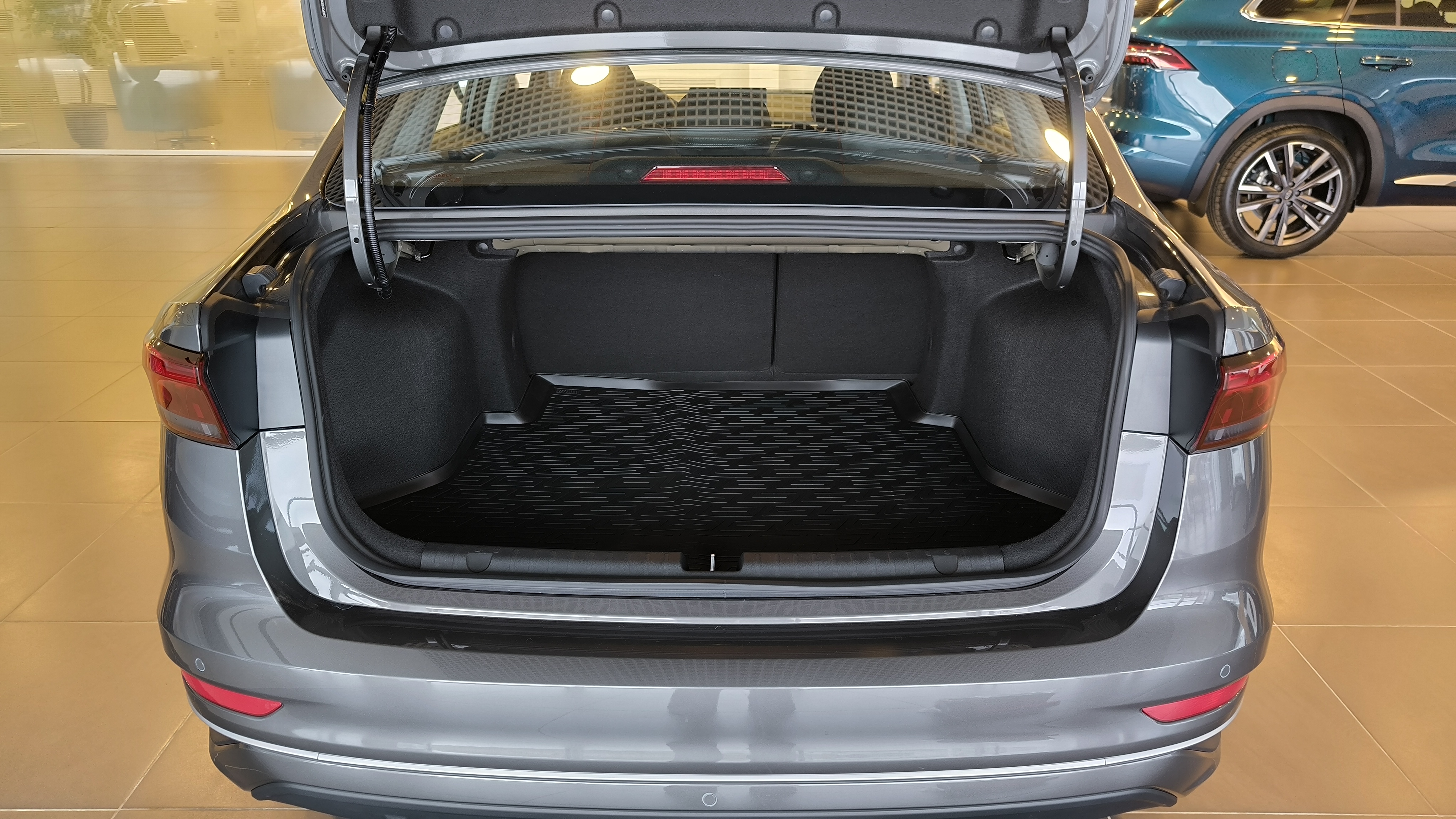 Новый Geely                                                   Emgrand в ПЕНЗЕ - АВТОЛОЦМАН